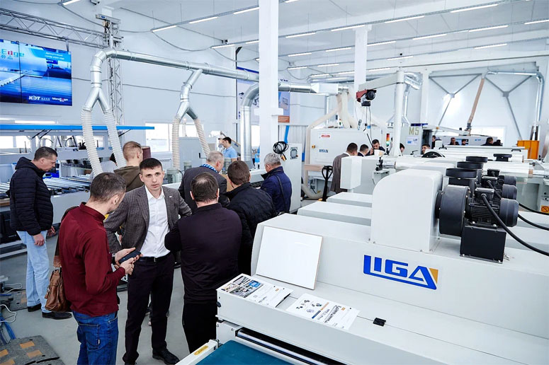 В 2023-м году LIGA Machinery и её партнеры планируют открывать Центры мебельных технологий по всей России.
